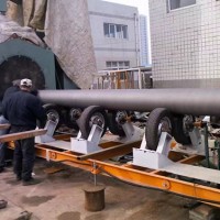安徽钢管外壁抛丸机|泊头兴泊铸造机械定做通过式钢管外壁抛丸机